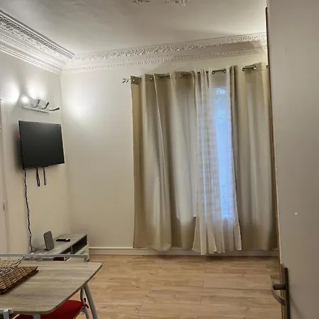 Apartment F2 De 35 M2 Idealement Situe A
